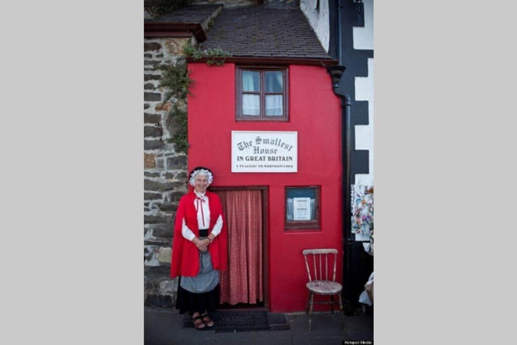 Semi Detached Cottage Snowdonia With Hot Tub Tal-y-Cafn Luaran gambar